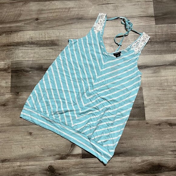 Torrid Sleeveless V-Neck Lace Shoulder Tank Top Blur Stripe NWT Size 00 M - Picture 1 of 6